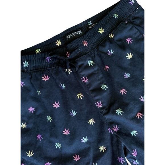 DRILL CLOTHING Pull On Elastic Waist Pants AOP Leaf Mary J Metallic Streetwear - Picture 1 of 9